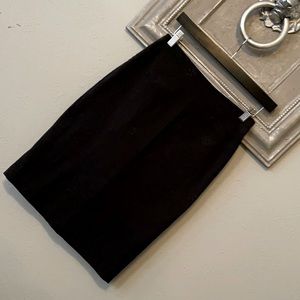 Express Classic Black Pencil Skirt embroidered details.| Color: Black | Size:2